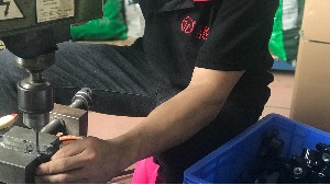 歐拓轉(zhuǎn)孔攻牙部門